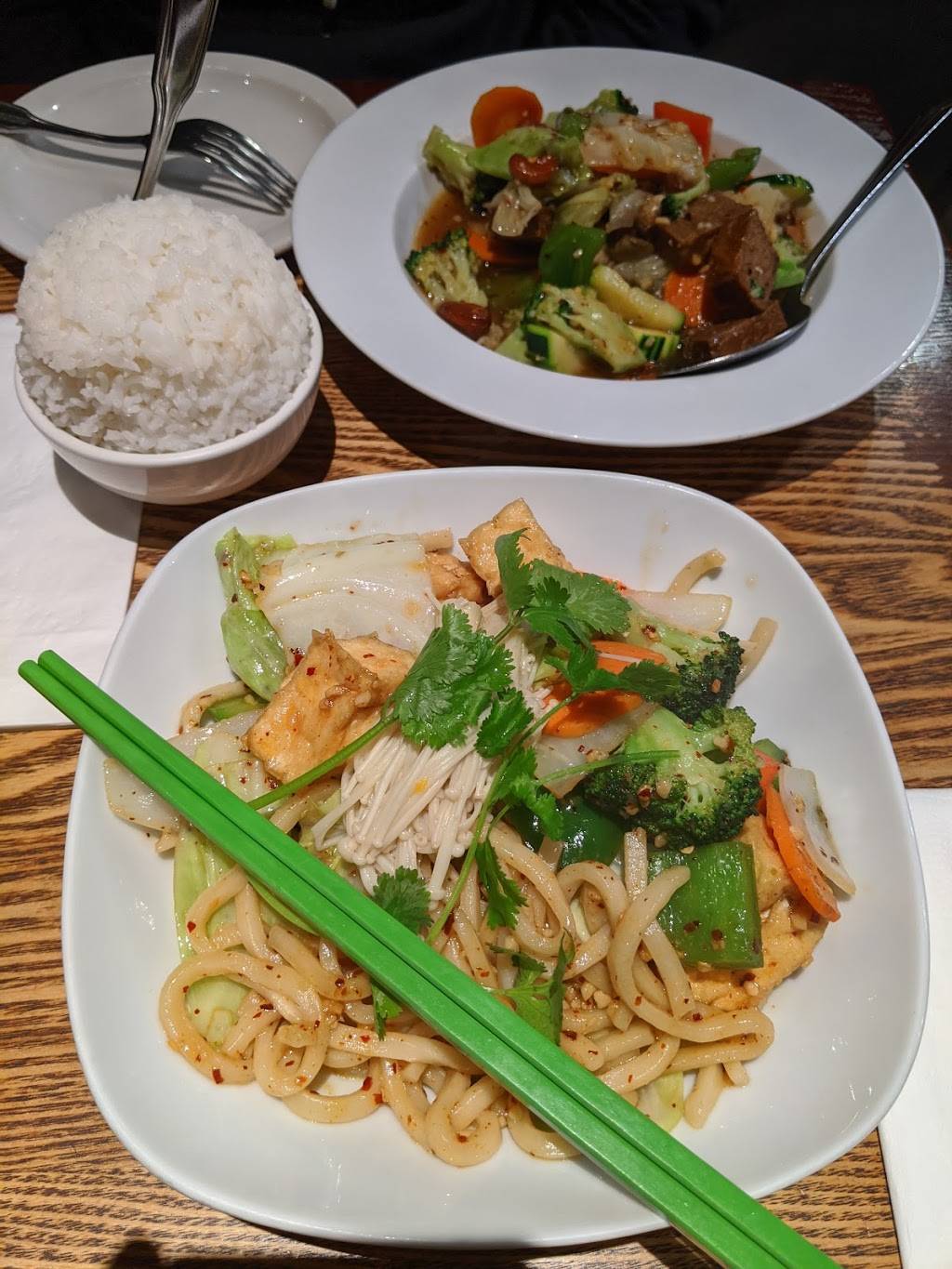 Jhanjay Vegetarian Thai Cuisine | restaurant | 1718 N 45th St, Seattle, WA 98103, USA | 2066321484 OR +1 206-632-1484