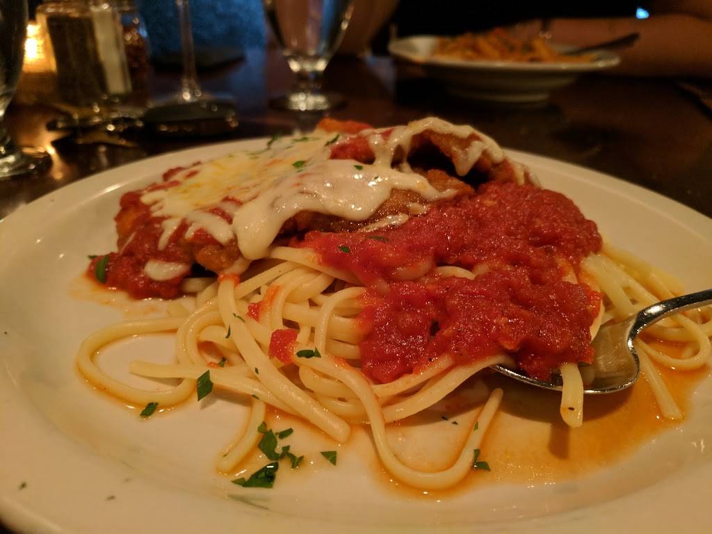 Pepperoncini Restaurant & Bar | restaurant | 72 Poplar St, Conshohocken, PA 19428, USA | 6109417783 OR +1 610-941-7783