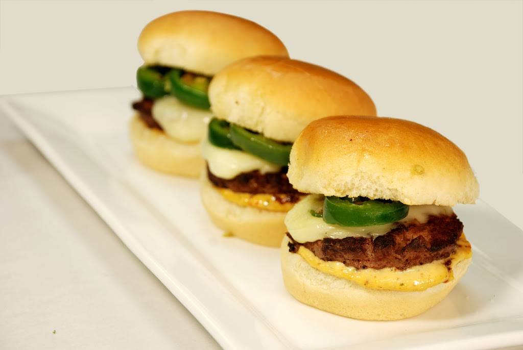 Cabana Lounge | restaurant | 1124 W Yosemite Ave, Manteca, CA 95337, USA | 2096298290 OR +1 209-629-8290