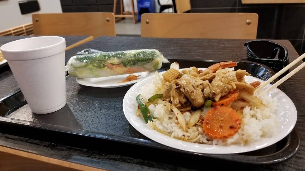 Thai Express | restaurant | Place Perreault, 1028 Boulevard Taschereau, La Prairie, QC J5R 1W6, Canada | 4504443000 OR +1 450-444-3000