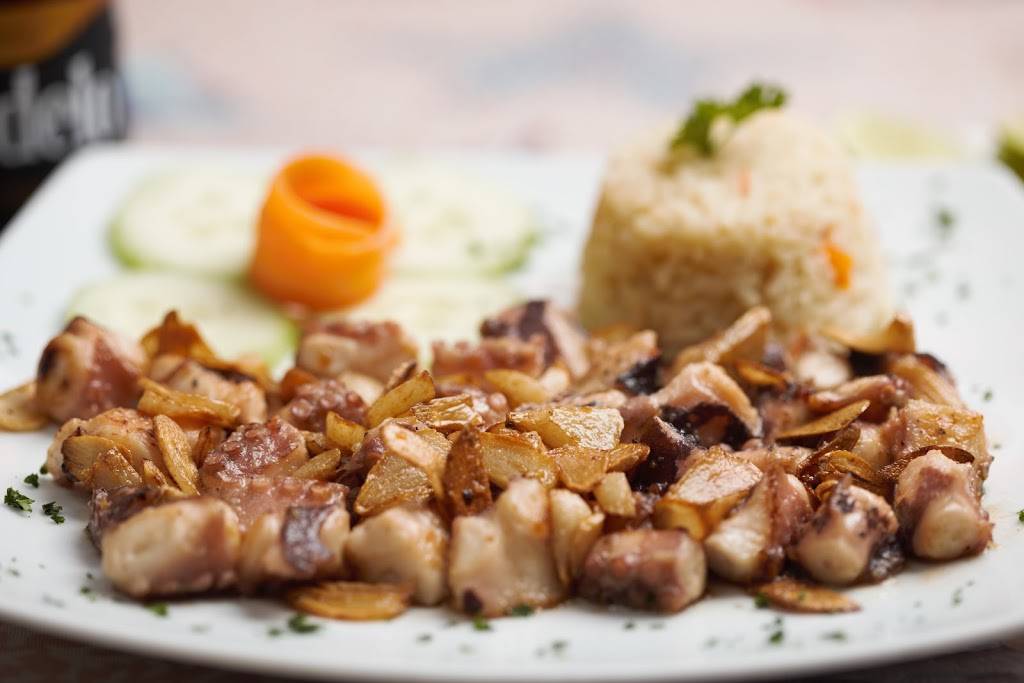 Surfos Restaurant & Snack Mexicano | restaurant | 4040 Gage Ave, Bell, CA 90201, USA | 3233889062 OR +1 323-388-9062