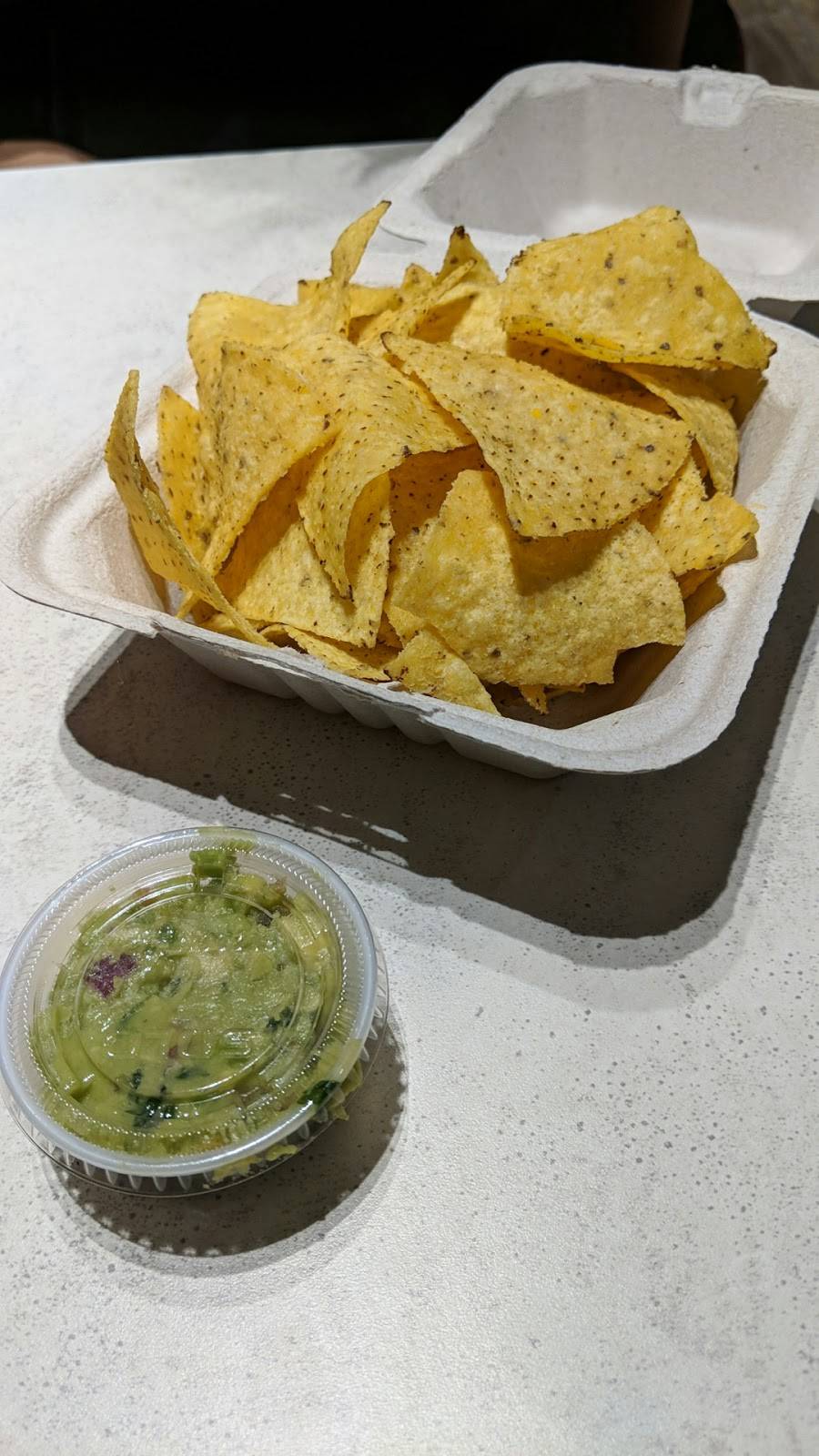 barBURRITO | restaurant | 10909 Yonge St, Richmond Hill, ON L4C 3E3, Canada | 9057701483 OR +1 905-770-1483