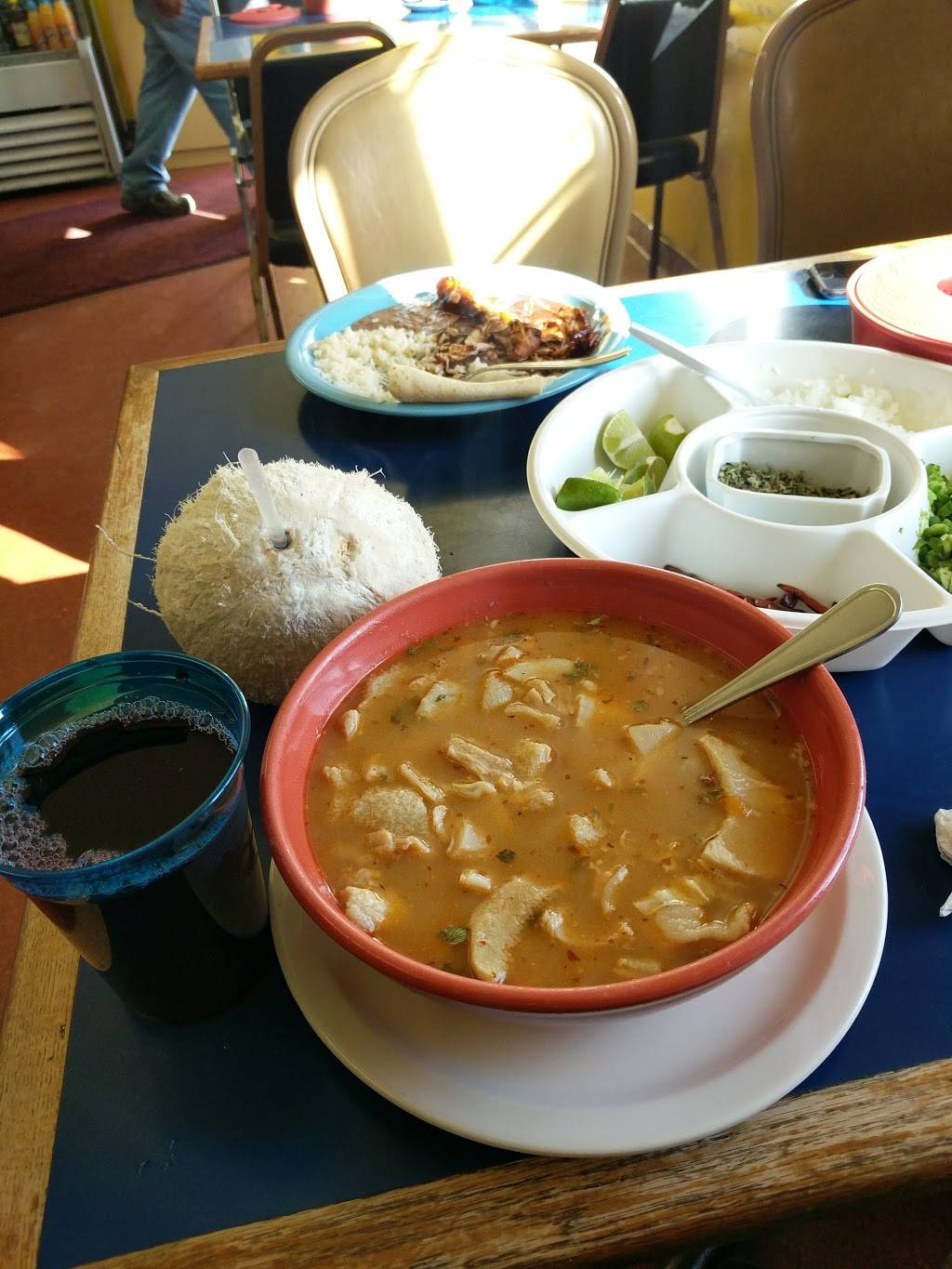 Taqueria Tecoman | restaurant | 106 E Lake Ave, Watsonville, CA 95076, USA | 8317681443 OR +1 831-768-1443