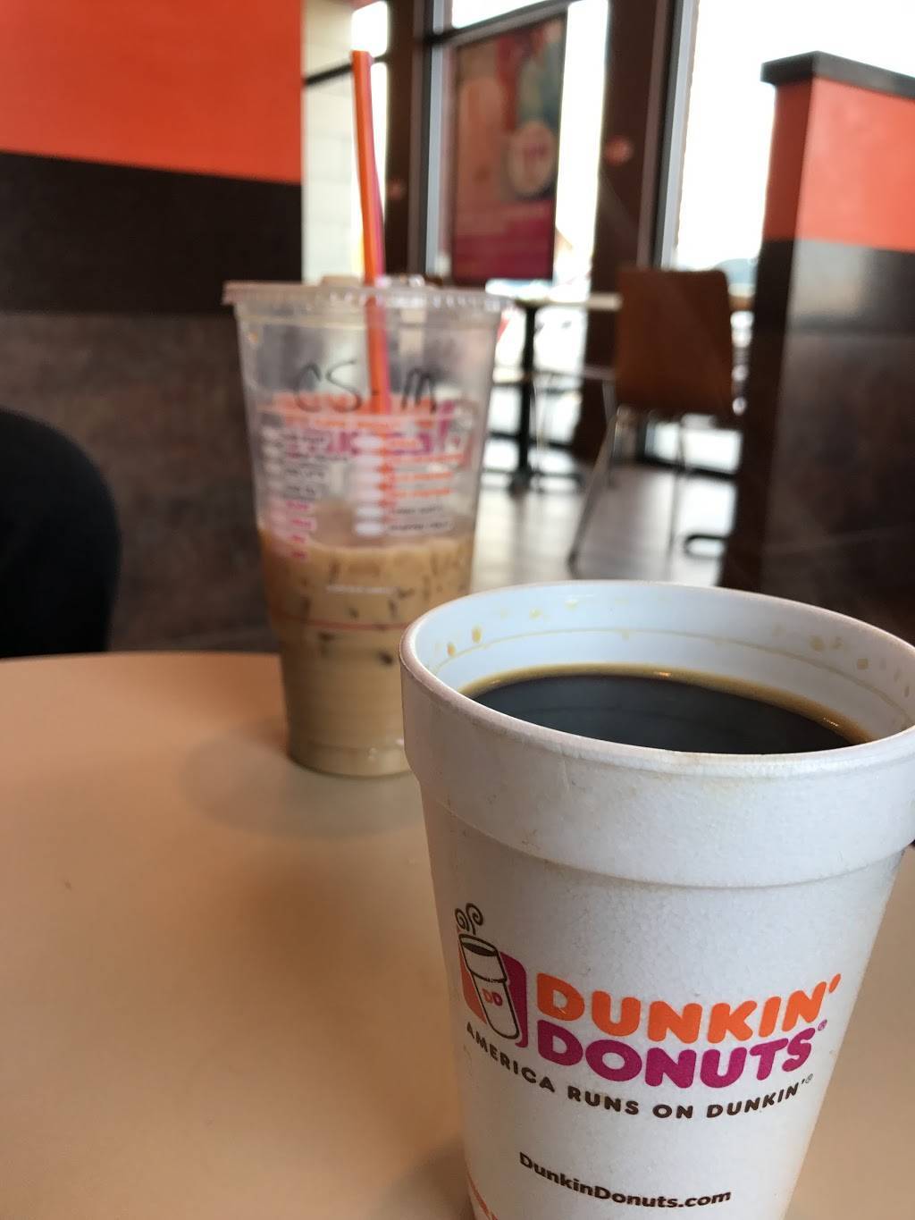 Dunkin | bakery | 3580 Mt Read Blvd, Rochester, NY 14616, USA | 5855810474 OR +1 585-581-0474