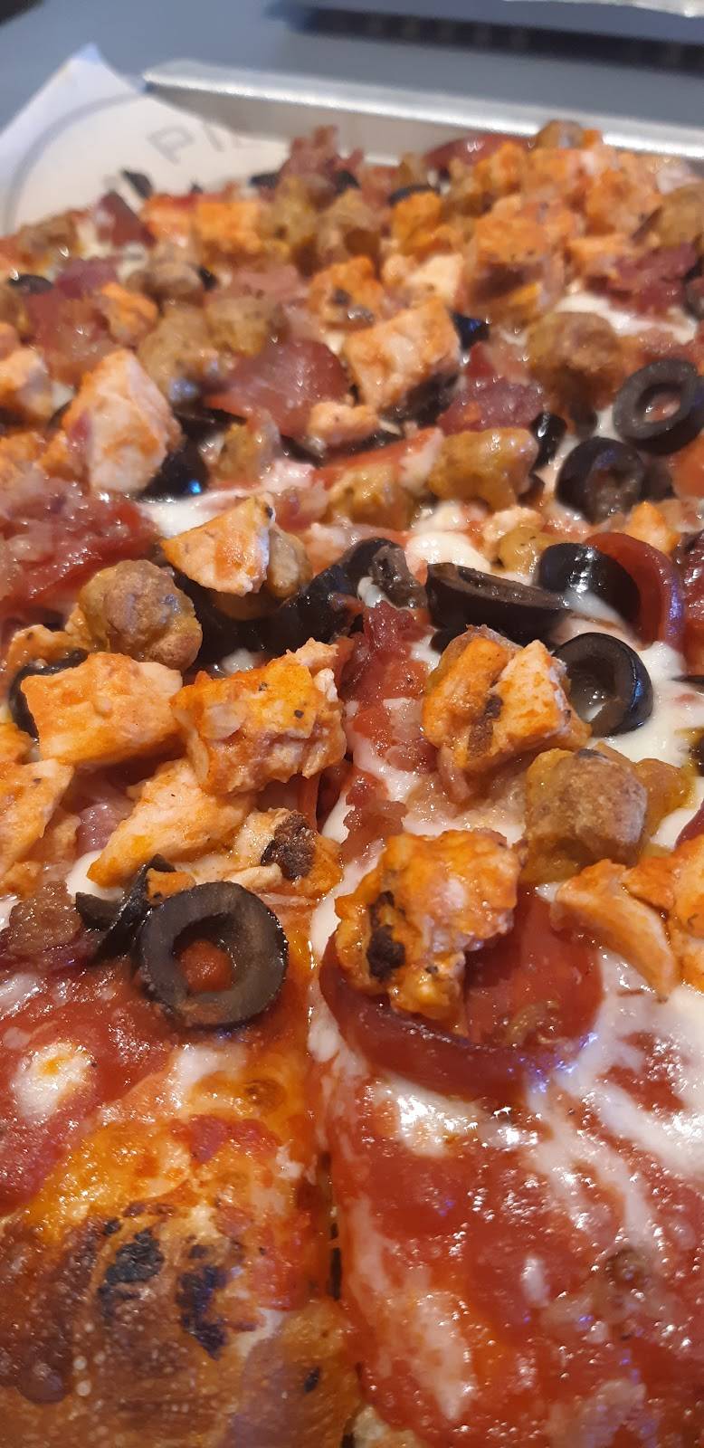 Pieology Pizzeria | restaurant | 1318 George Dieter Dr, El Paso, TX 79936, USA | 9153002729 OR +1 915-300-2729