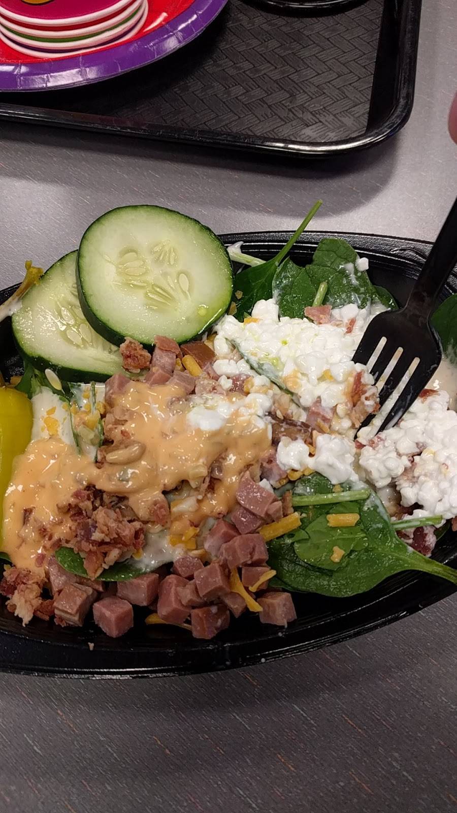 Chuck E. Cheeses | restaurant | 700 N Milwaukee Ave, Vernon Hills, IL 60061, USA | 8473279122 OR +1 847-327-9122