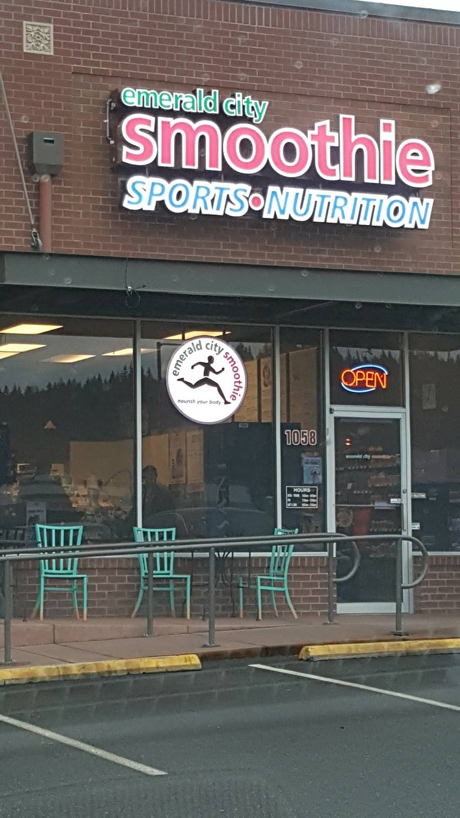 Emerald City Smoothie | restaurant | 1058 Lakeway Dr, Bellingham, WA 98229, USA | 3606472357 OR +1 360-647-2357