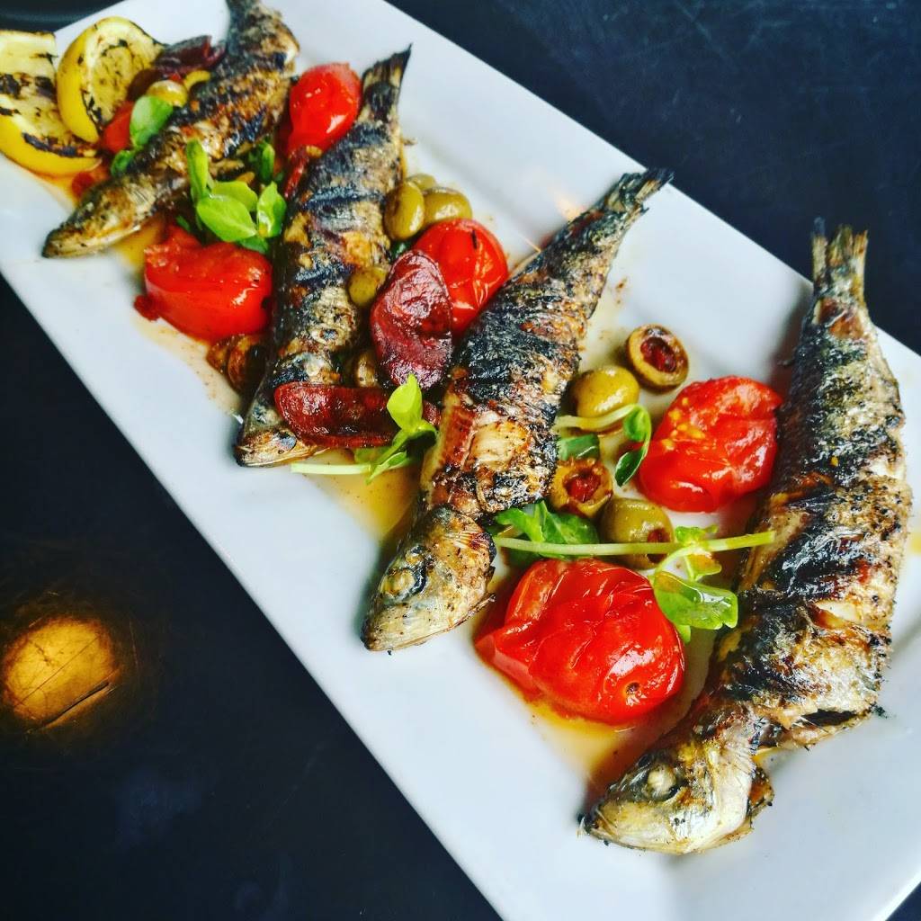 Devlins Advocate | restaurant | 93 Dalhousie St, Brantford, ON N3T 2J1, Canada | 5193044568 OR +1 519-304-4568