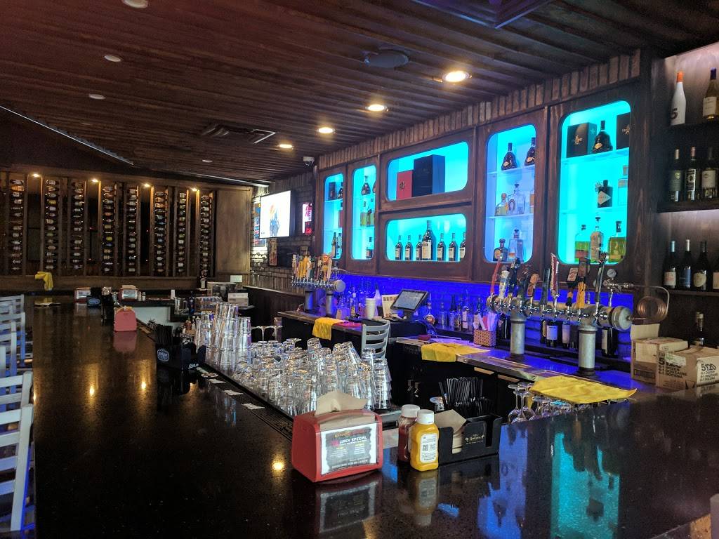 Kickin Crawfish | restaurant | 4341 FL-7, Lauderdale Lakes, FL 33319, USA | 9549905578 OR +1 954-990-5578