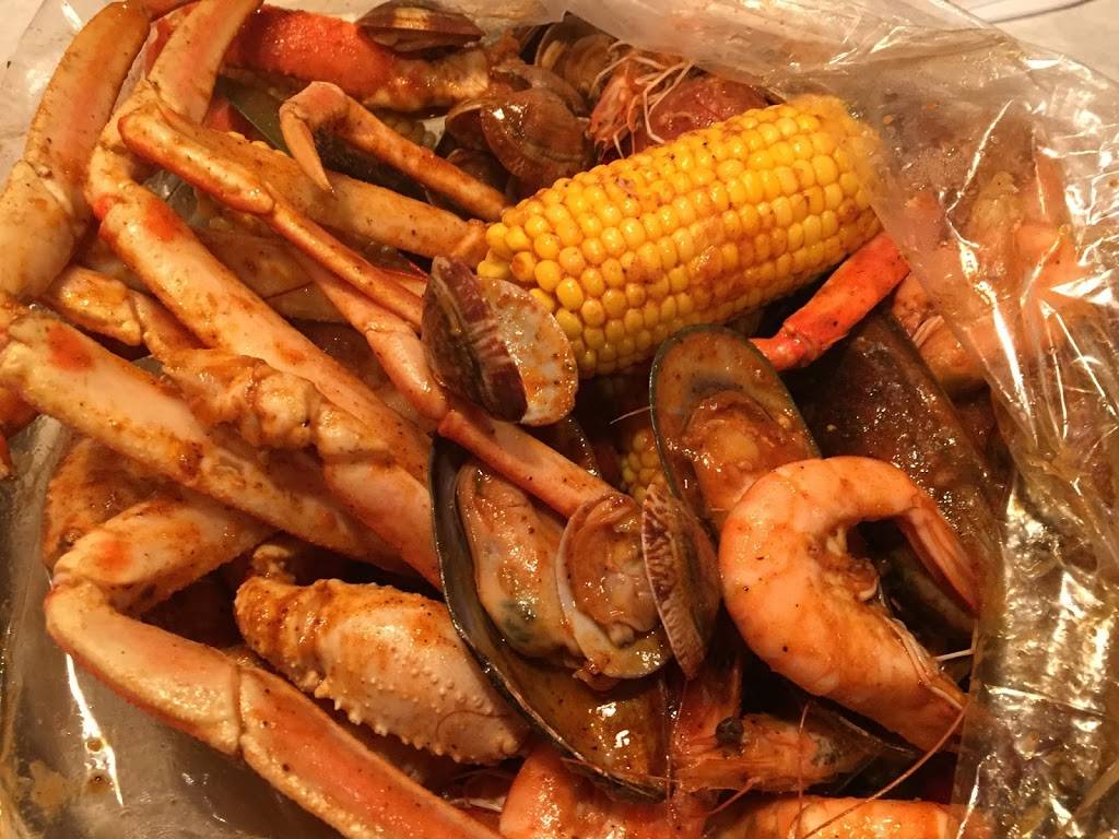 Crafty Crab - Melbourne | restaurant | 225 Palm Bay Rd NE #17, West Melbourne, FL 32904, USA | 3213124288 OR +1 321-312-4288