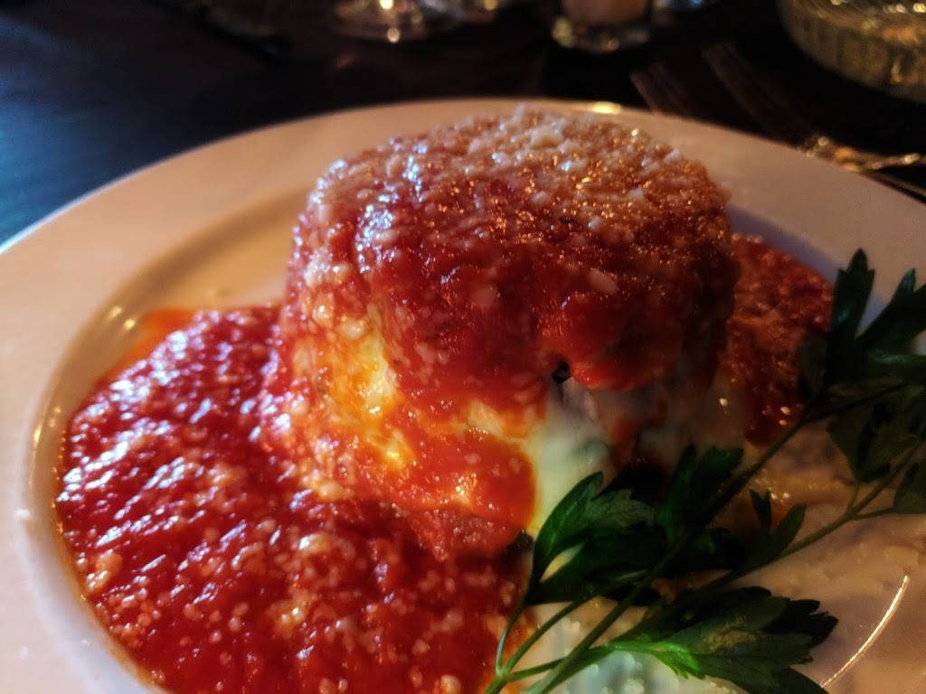 The Nauset Beach Club Restaurant | restaurant | 222 Main St, Orleans, MA 02653, USA | 5082558547 OR +1 508-255-8547