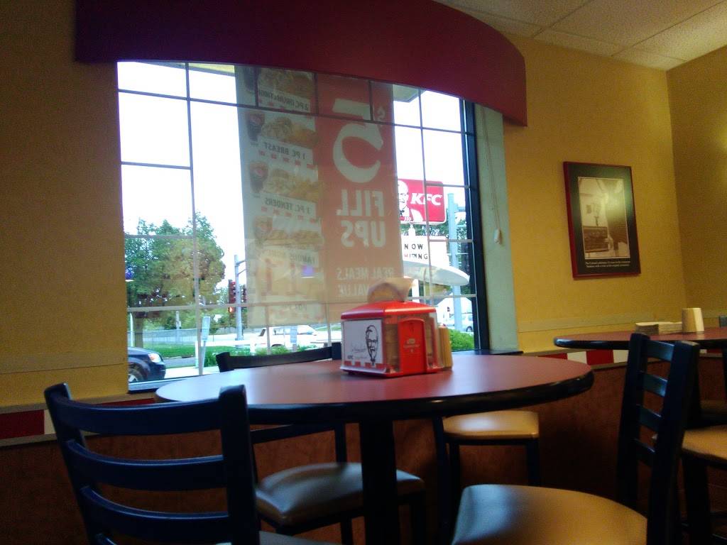 KFC | restaurant | 717 12th St SE, Rochester, MN 55904, USA | 5072886200 OR +1 507-288-6200