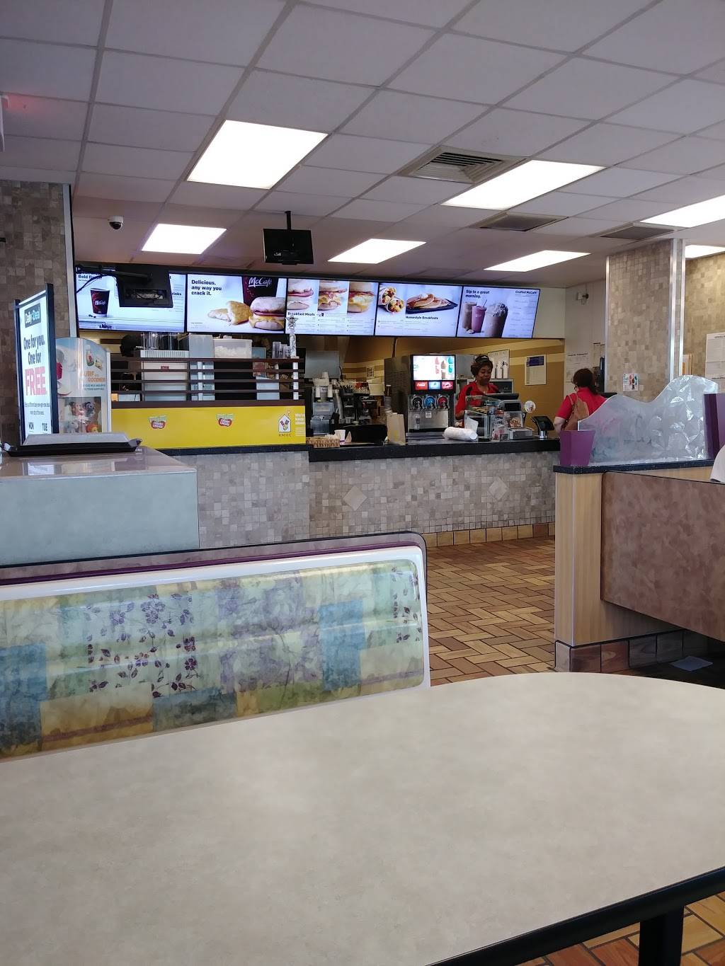 McDonalds | cafe | 5606 E Central Ave, Wichita, KS 67208, USA | 3166810160 OR +1 316-681-0160