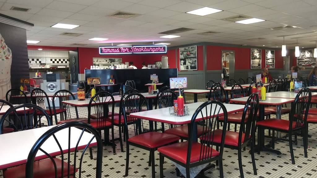 Steak n Shake | restaurant | 300 S College Mall Rd, Bloomington, IN 47401, USA | 8123347775 OR +1 812-334-7775