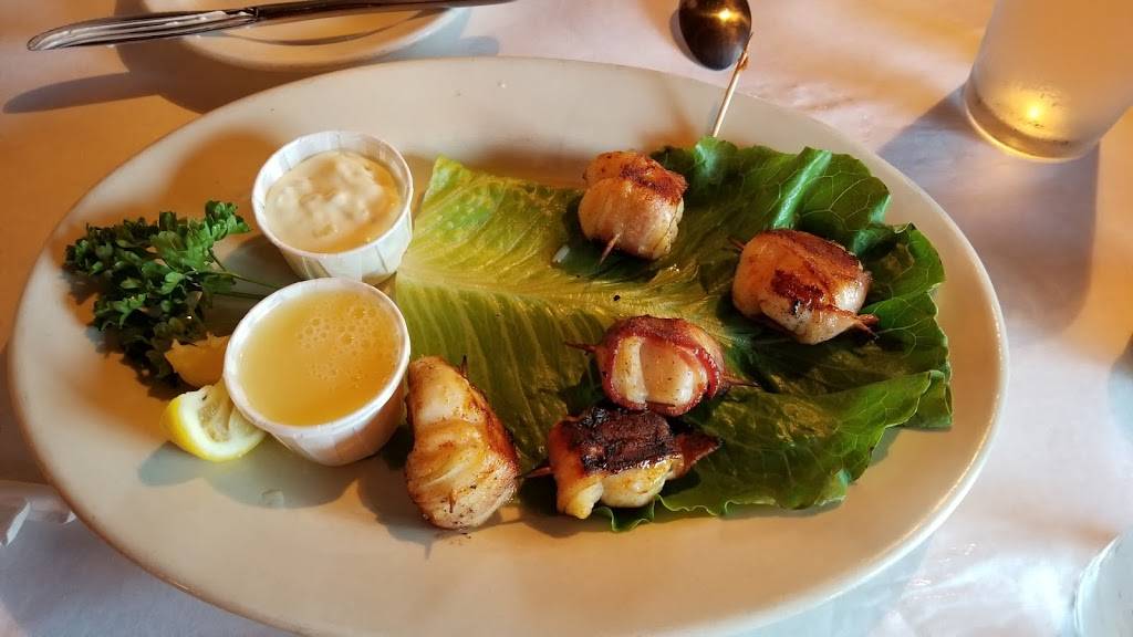 Fish House Vera Cruz | restaurant | 360 Via Vera Cruz, San Marcos, CA 92078, USA | 7607448000 OR +1 760-744-8000