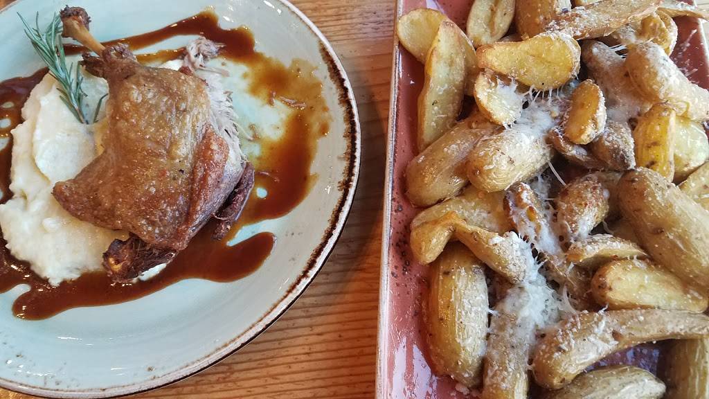 Primo Grill | restaurant | 2701 6th Ave, Tacoma, WA 98406, USA | 2533837000 OR +1 253-383-7000