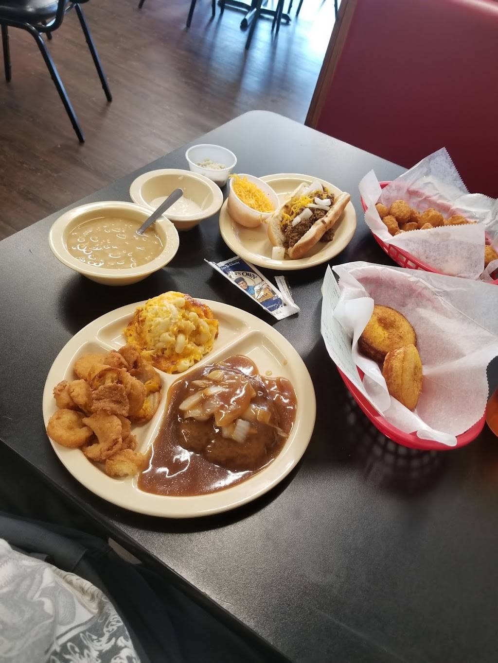 Standpipe Family Restaurant | restaurant | 207 N Main St, Belton, SC 29627, USA | 8643921799 OR +1 864-392-1799