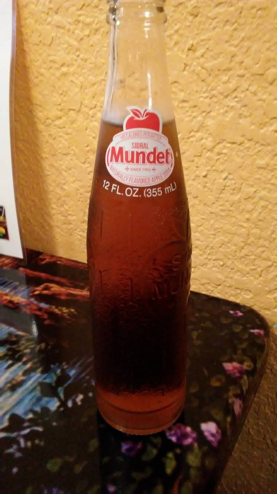 La Fiesta Auburn | restaurant | 106 N 5th St, Auburn, IL 62615, USA | 2179152200 OR +1 217-915-2200