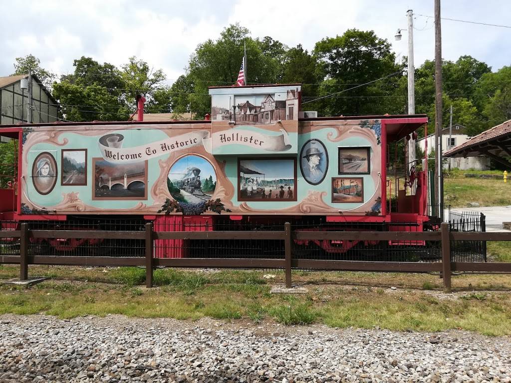 Little Hacienda | restaurant | 9 Downing St, Hollister, MO 65672, USA | 4173379491 OR +1 417-337-9491