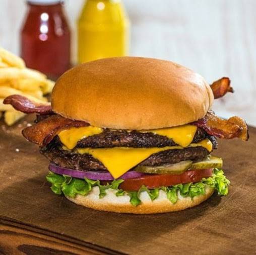 Menomonee Valley Food Court | restaurant | 1721 W Canal St, Milwaukee, WI 53233, USA | 8007297244 OR +1 800-729-7244