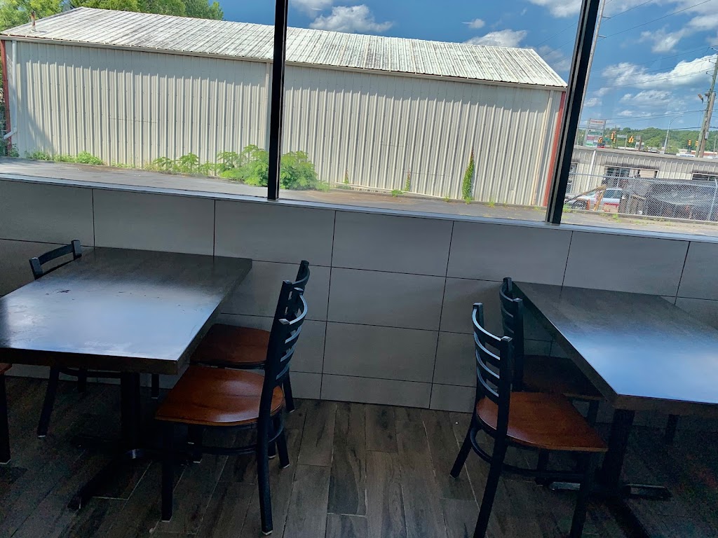 Asian Kitchen Birmingham | restaurant | 1652 Center Point Pkwy, Birmingham, AL 35215, USA | 2058348925 OR +1 205-834-8925