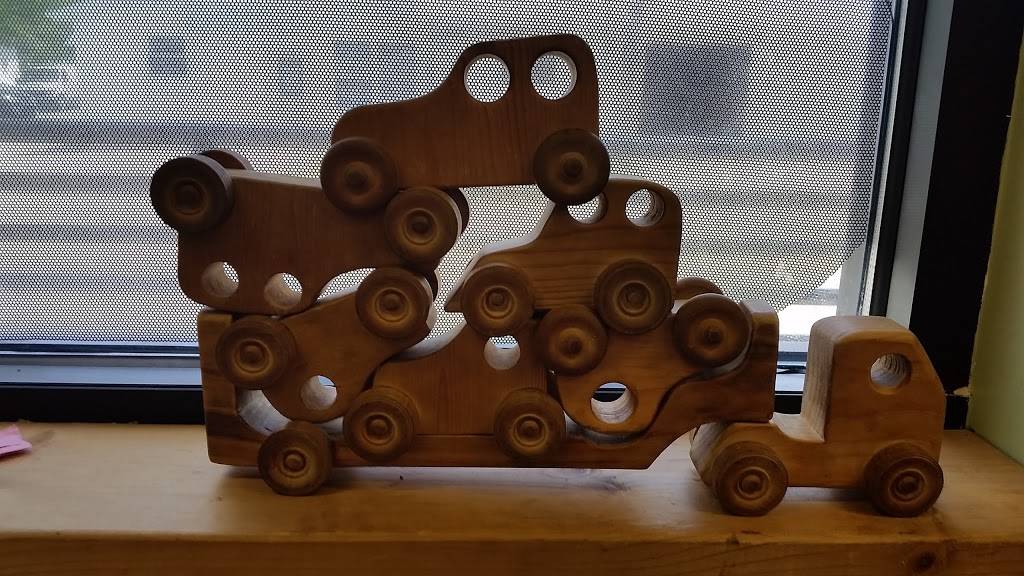 Buck Creek Pizza - Dayton Station | meal delivery | 718 Walnut St # B, Dayton, IN 47941, USA | 7652967950 OR +1 765-296-7950