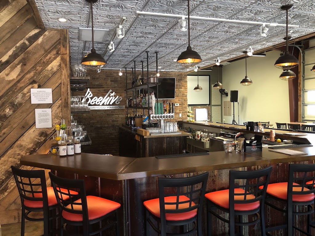 Beehive Neighborhood Hangout | restaurant | 220 Minorca Rd, Hot Springs Village, AR 71909, USA | 5017778176 OR +1 501-777-8176