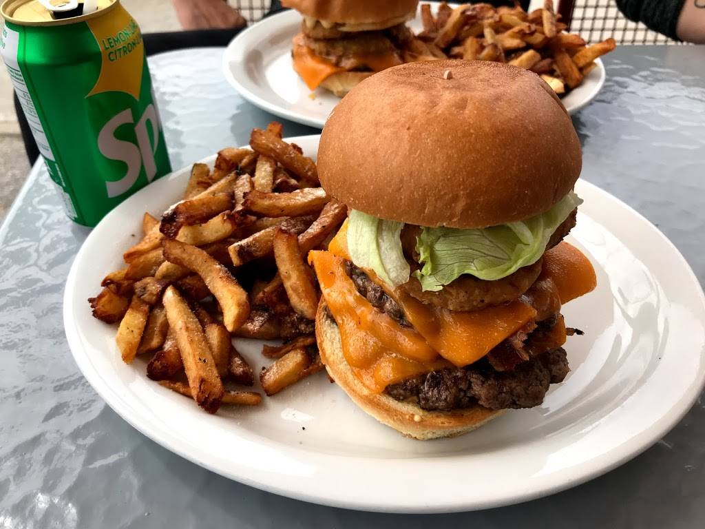 Restaurant La Destination | restaurant | 775 Chemin de Masson, Gatineau, QC J8M 1K1, Canada | 8196173111 OR +1 819-617-3111