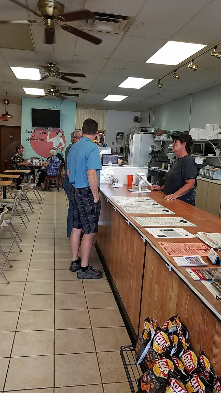 Big Daves Deli | bakery | 1225 W Oak St, Zionsville, IN 46077, USA | 3178734255 OR +1 317-873-4255