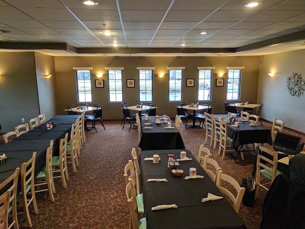 Michelle’s | restaurant | 4010 Gull Rd, Kalamazoo, MI 49048, USA | 2693441415 OR +1 269-344-1415