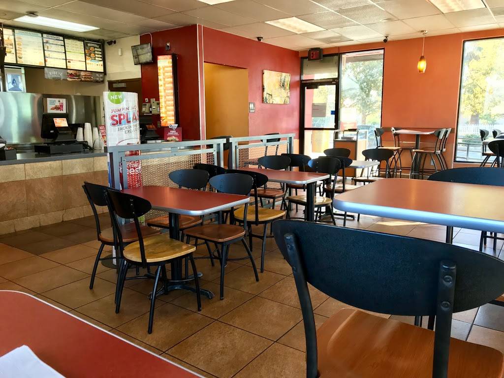 Jack in the Box | restaurant | 1148 E Coulston St, San Bernardino, CA 92408, USA | 9097964517 OR +1 909-796-4517