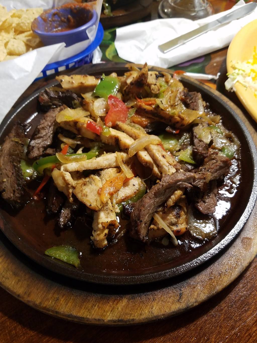 Ritas On the River | restaurant | 245 E Commerce St, San Antonio, TX 78205, USA | 2102277482 OR +1 210-227-7482