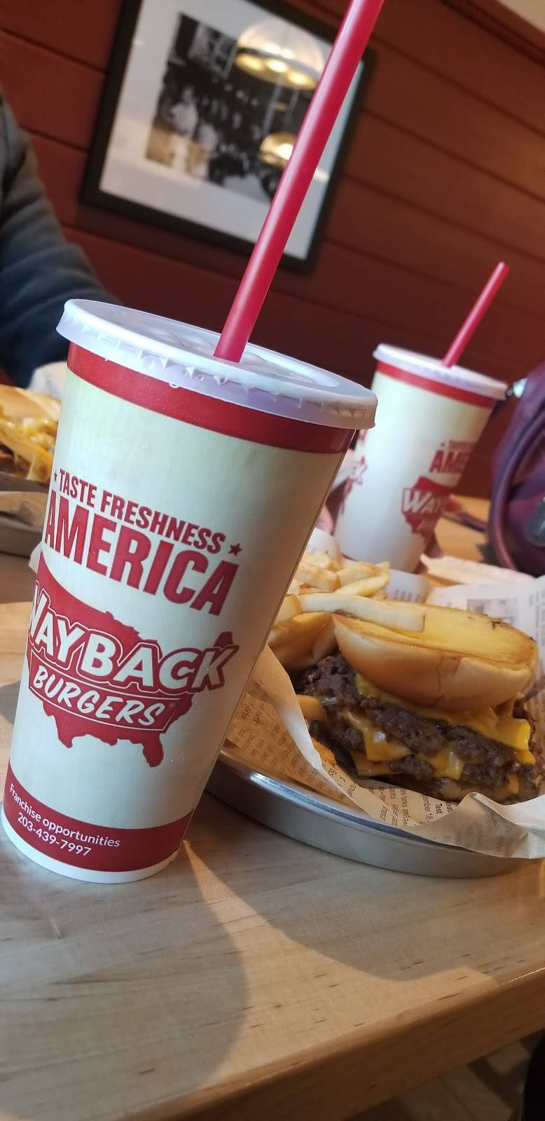 Wayback Burgers | restaurant | 2530 S Washington Ave, Titusville, FL 32780, USA | 3215675012 OR +1 321-567-5012