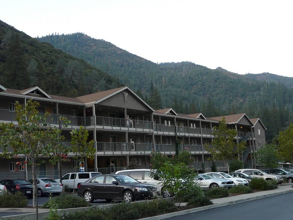 The River Restaurant & Lounge | night club | 11134 CA-140, El Portal, CA 95318, USA | 2093792183 OR +1 209-379-2183