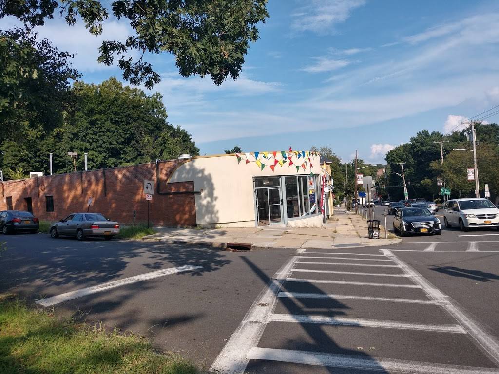 Roclyns Seafood & Soul | restaurant | 665 E Lincoln Ave, Mt Vernon, NY 10552, USA | 9145305882 OR +1 914-530-5882