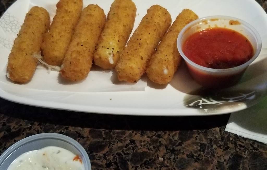 Cue Club Cafe | restaurant | 7014 Columbia Pike, Annandale, VA 22003, USA | 7039417665 OR +1 703-941-7665