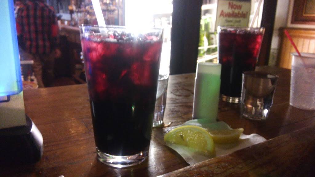 Captain Seaweeds Pub | restaurant | 162 Ives St, Providence, RI 02906, USA | 4014210309 OR +1 401-421-0309