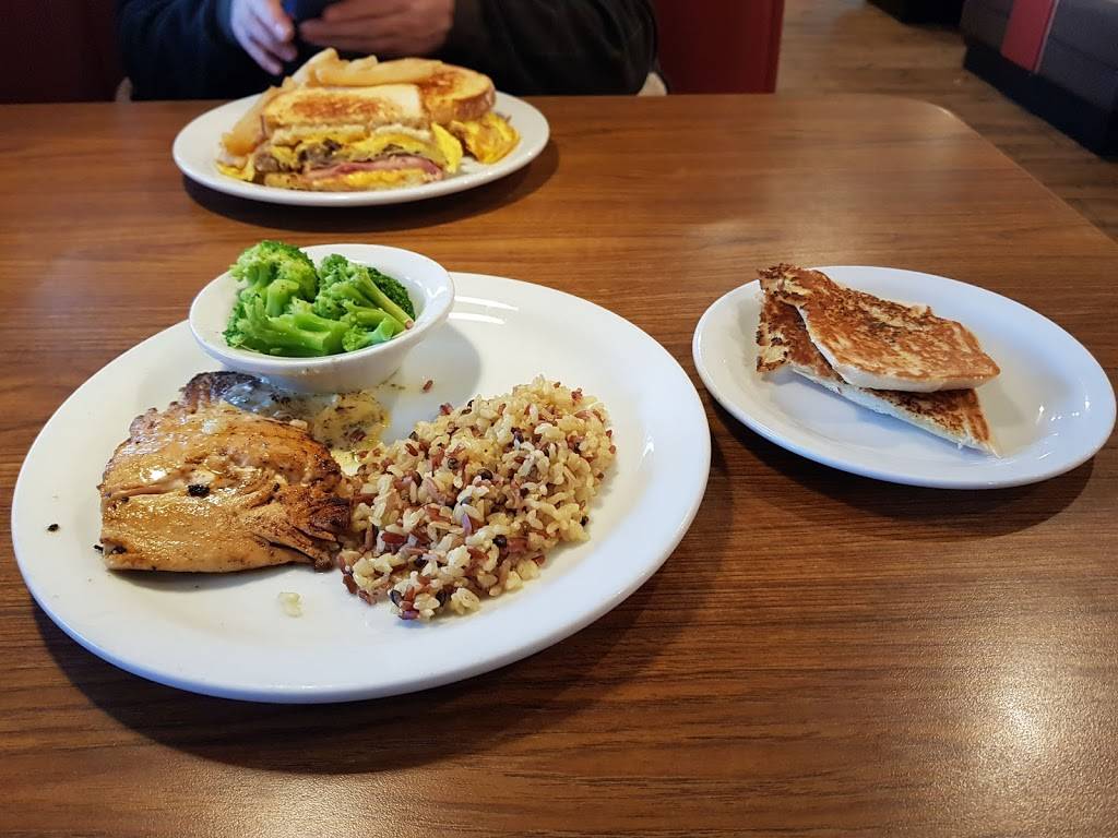 Dennys | restaurant | 10480 Metcalf Ave, Overland Park, KS 66212, USA | 9133417005 OR +1 913-341-7005