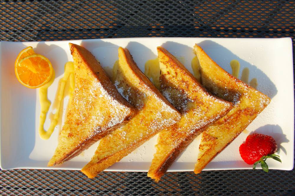 Eves Waterfront | restaurant | 15 Embarcadero West, Oakland, CA 94607, USA | 5108174477 OR +1 510-817-4477