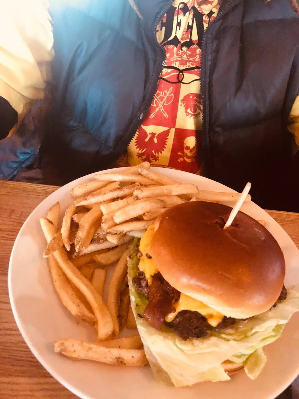 Applebees Grill + Bar | restaurant | 2659 W March Ln, Stockton, CA 95207, USA | 2099529330 OR +1 209-952-9330