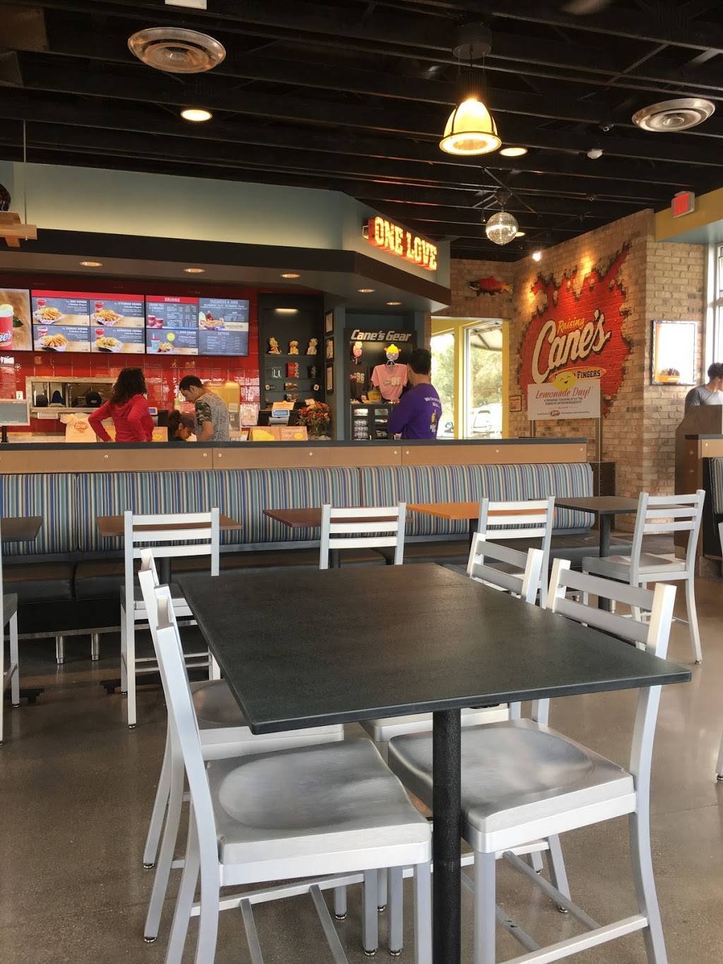 Raising Canes Chicken Fingers | meal takeaway | 180 N Nellis Blvd, Las Vegas, NV 89110, USA | 7023311135 OR +1 702-331-1135