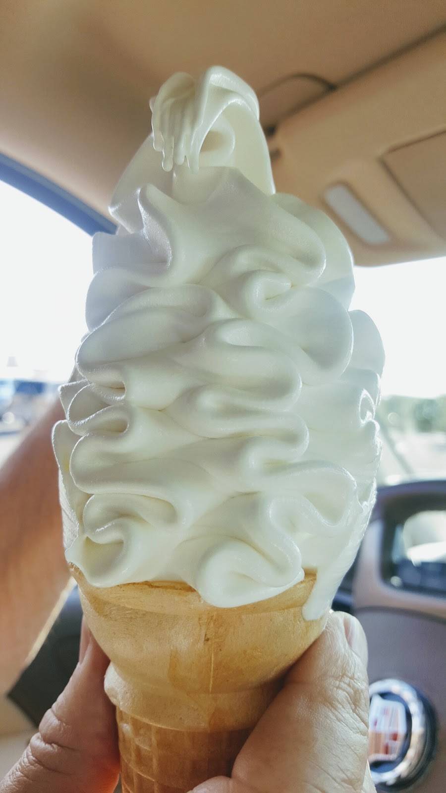 McDonalds | cafe | 16936 E Shea Blvd, Fountain Hills, AZ 85268, USA | 4808370033 OR +1 480-837-0033