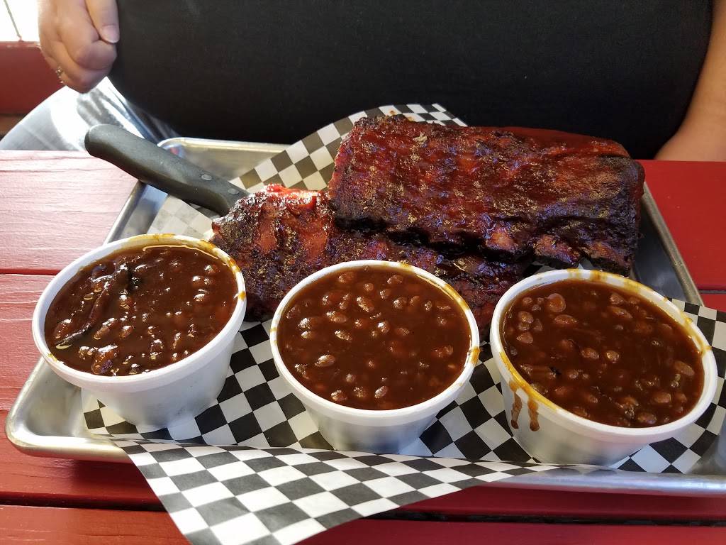 Shawnee Mound BBQ | restaurant | 112 Rives Rd, Clinton, MO 64735, USA | 6605251695 OR +1 660-525-1695