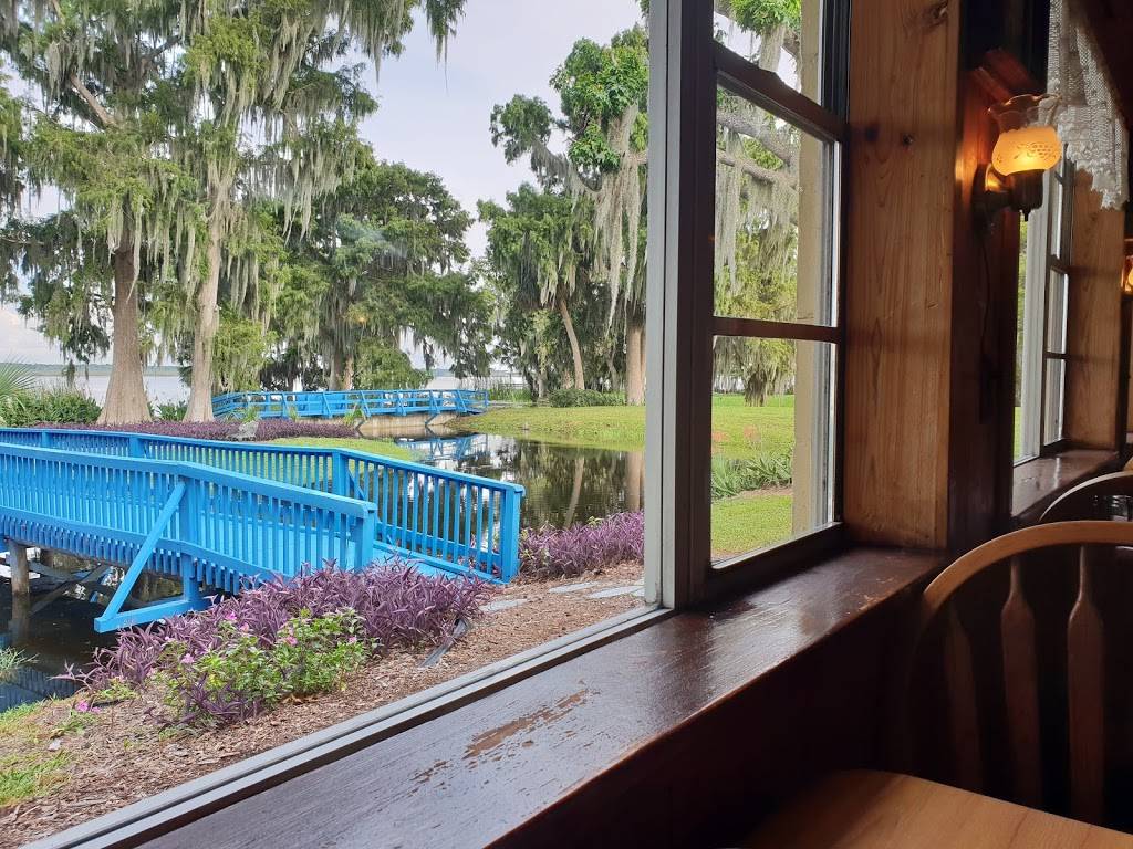 Harbor Lights Restaurant | restaurant | 907 C.R. 439B, Lake Panasoffkee, FL 33538, USA | 3527937058 OR +1 352-793-7058