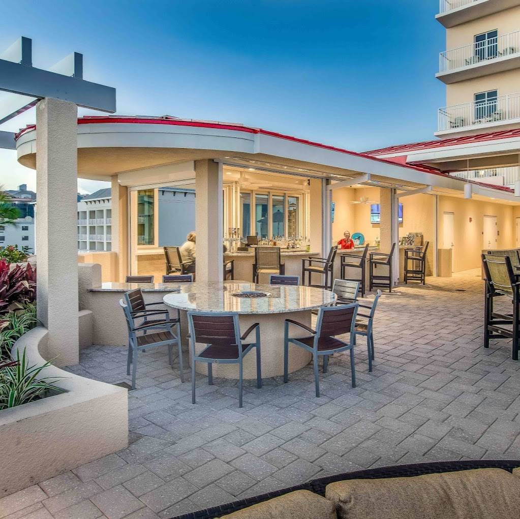 Evys Terrace Bar & Bistro | restaurant | 635 S Gulfview Blvd, Clearwater Beach, FL 33767, USA | 7274511111 OR +1 727-451-1111