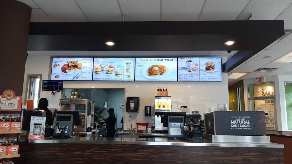 A&W Canada | restaurant | 3090 Dougall Ave, Windsor, ON N9E 1S4, Canada | 5199663255 OR +1 519-966-3255