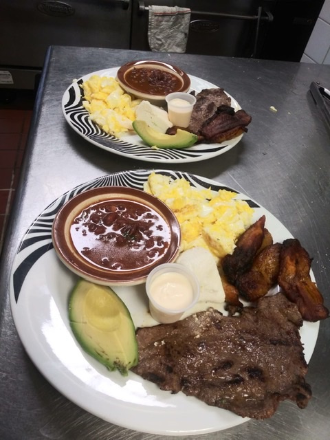 Restaurante Que Ricura | restaurant | 4903 N 5th St, Philadelphia, PA 19120, USA | 2674373519 OR +1 267-437-3519