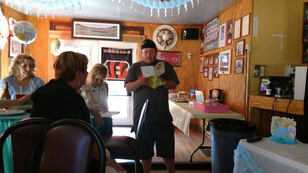 Staceys Place | restaurant | 4210 Harrison Ave, Cincinnati, OH 45211, USA | 5135741715 OR +1 513-574-1715