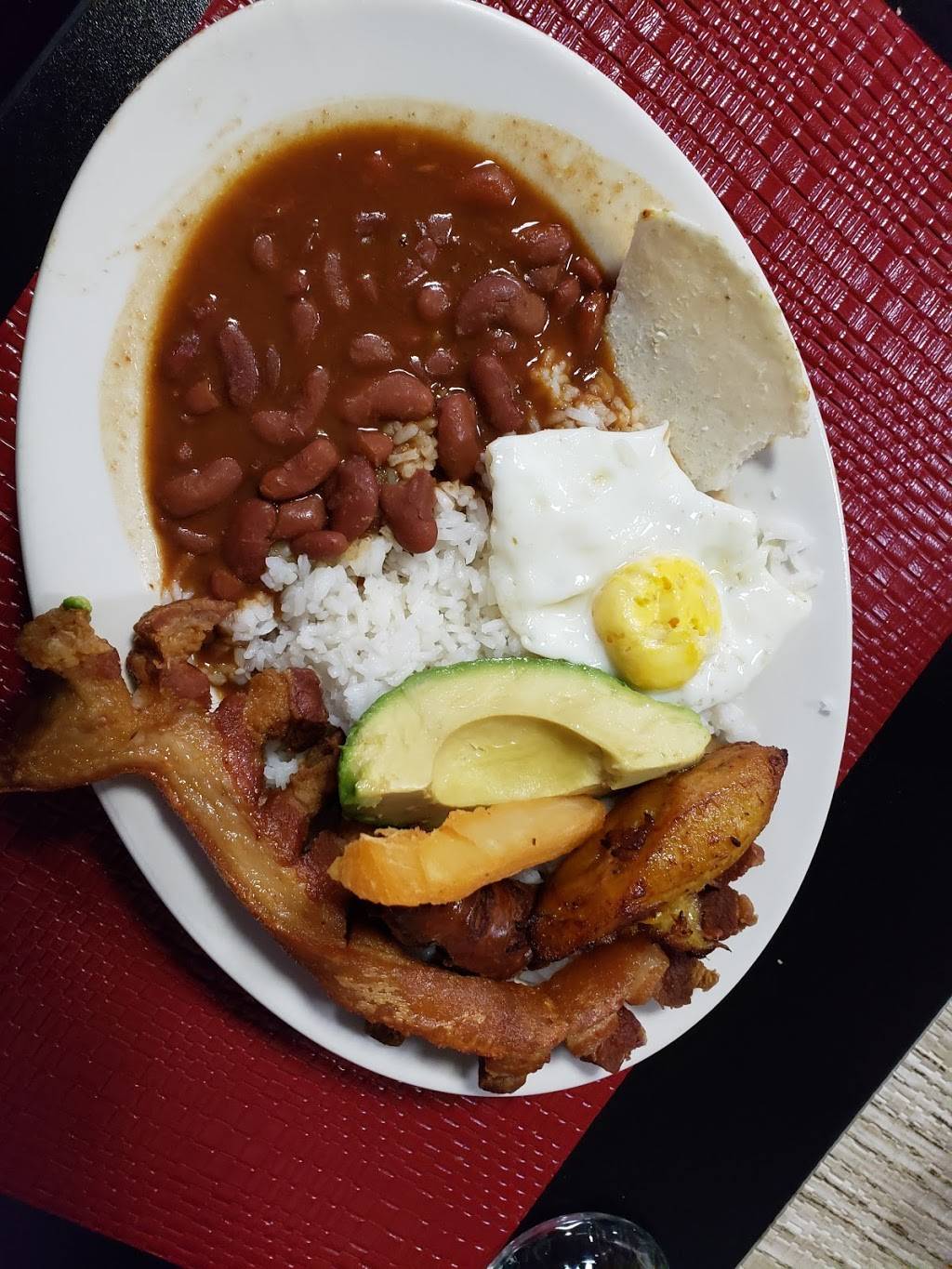 EL PAISA RESTAURANT AND BAR | restaurant | 665 Newtown Rd, Virginia Beach, VA 23462, USA | 7572333976 OR +1 757-233-3976