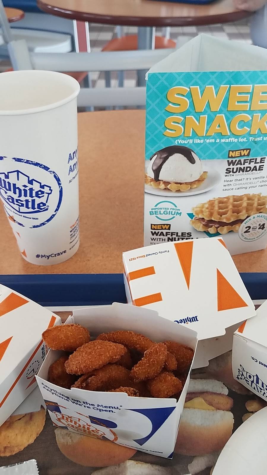 White Castle | restaurant | 8101 US-42, Florence, KY 41042, USA | 8593718090 OR +1 859-371-8090